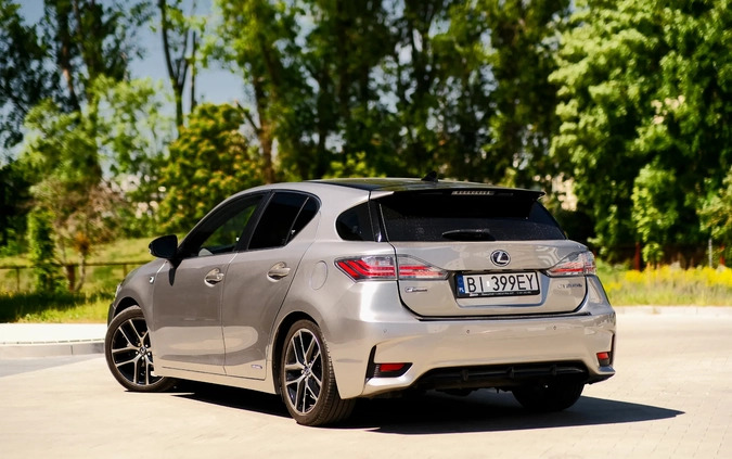 Lexus CT cena 64900 przebieg: 30500, rok produkcji 2016 z Białystok małe 596